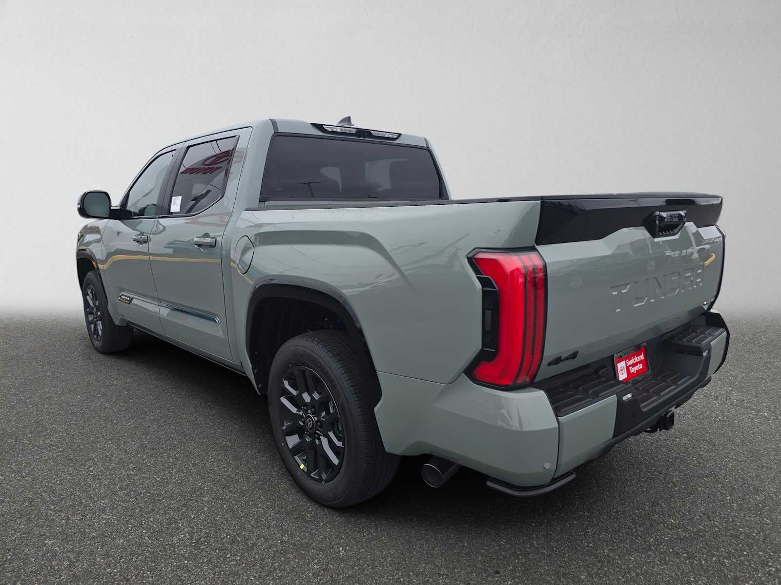 2026 Toyota Tundra i-FORCE MAX Tundra Platinum