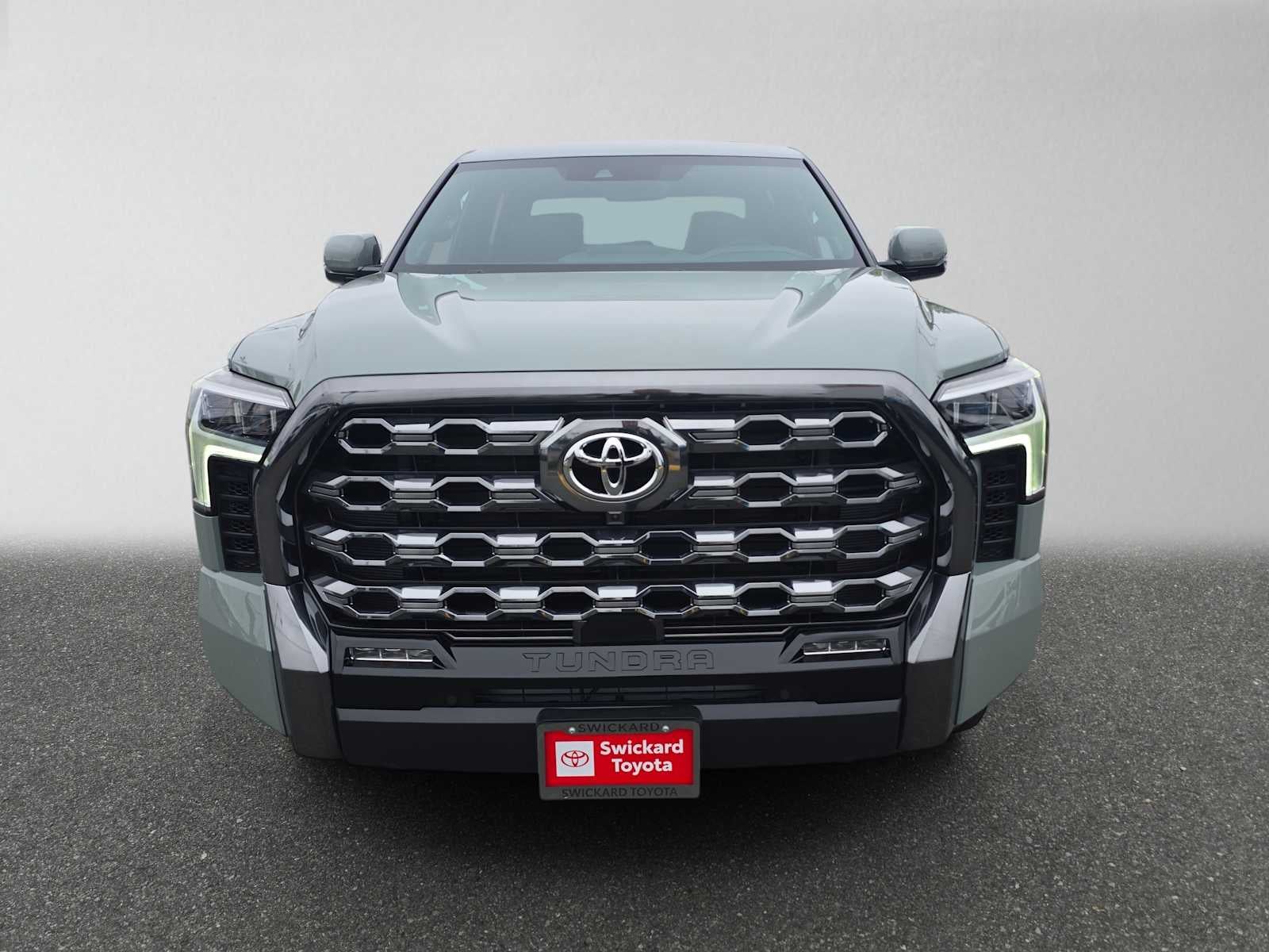 2026 Toyota Tundra i-FORCE MAX Tundra Platinum