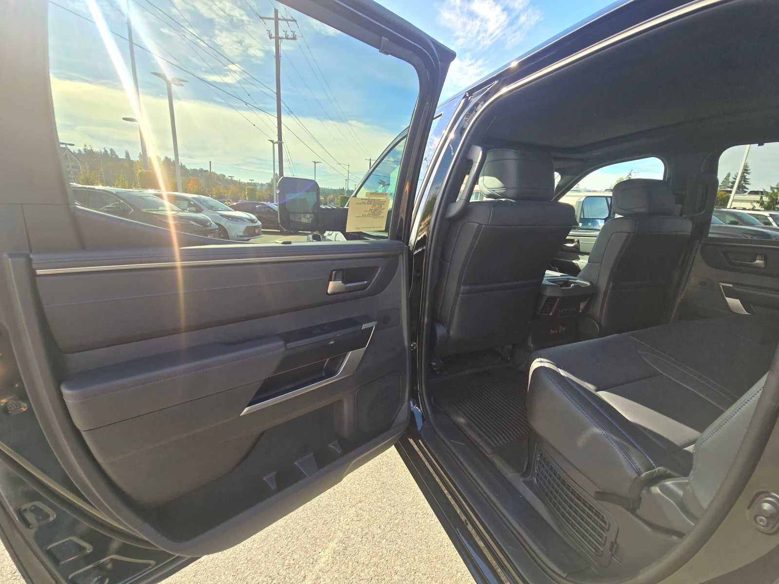 2026 Toyota Tundra i-FORCE MAX Tundra Platinum