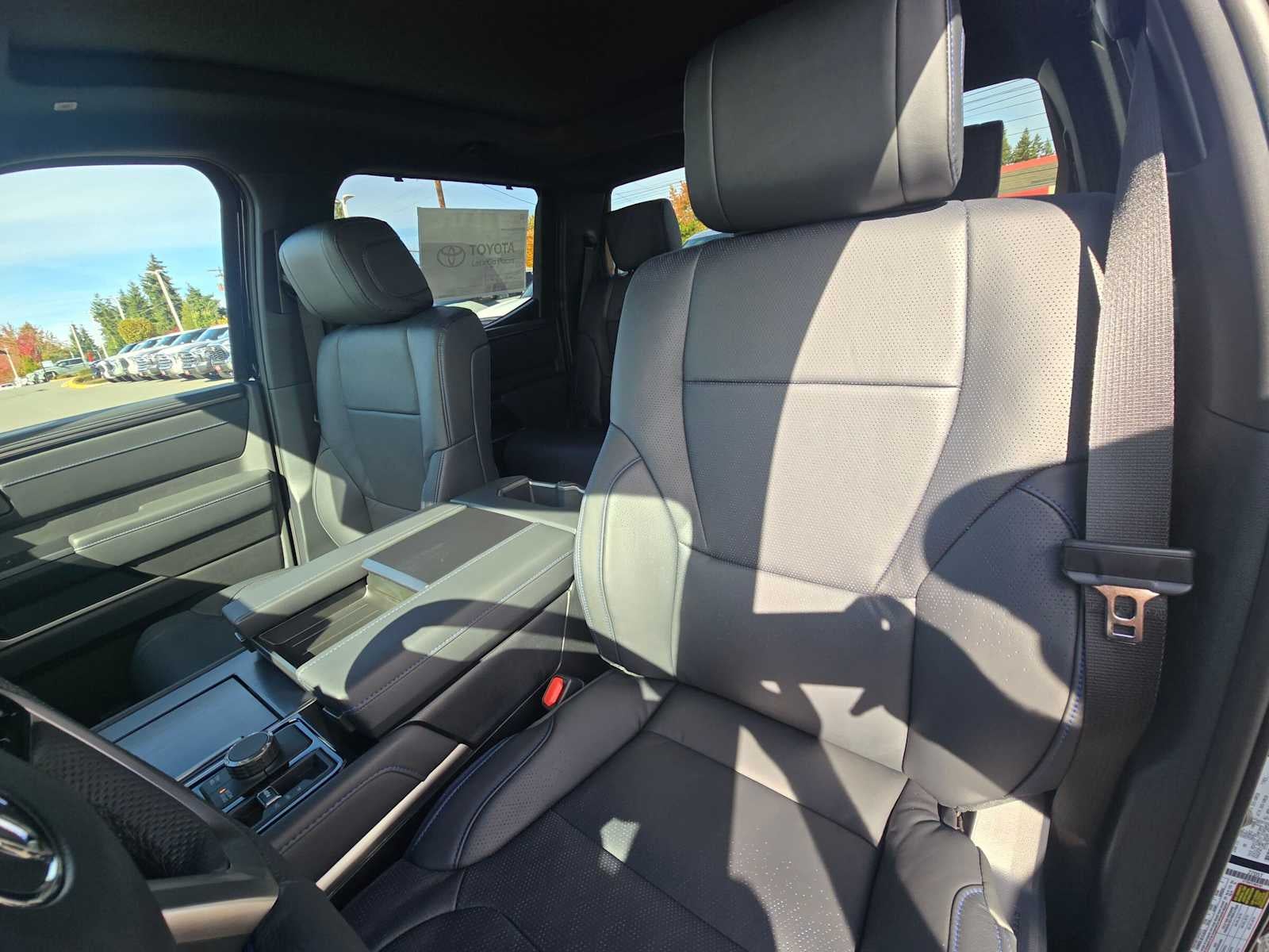 2026 Toyota Tundra i-FORCE MAX Tundra Platinum
