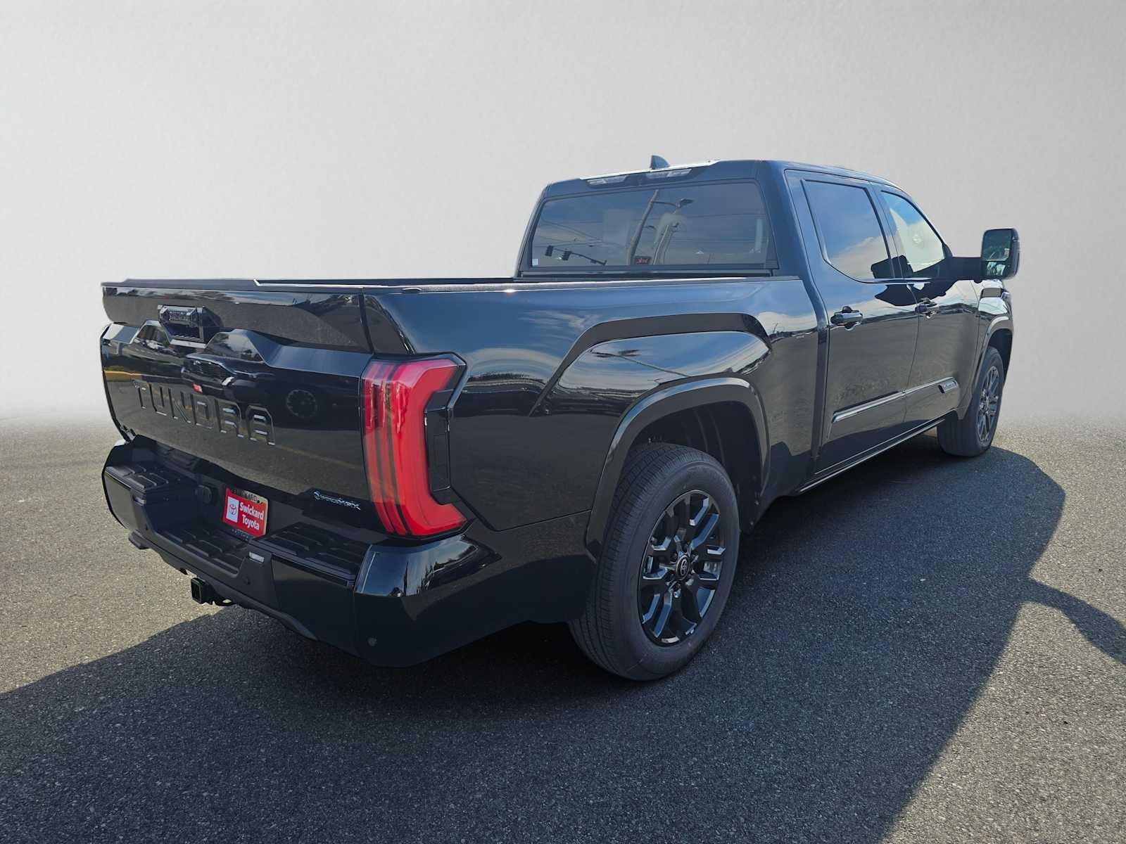 2026 Toyota Tundra i-FORCE MAX Tundra Platinum