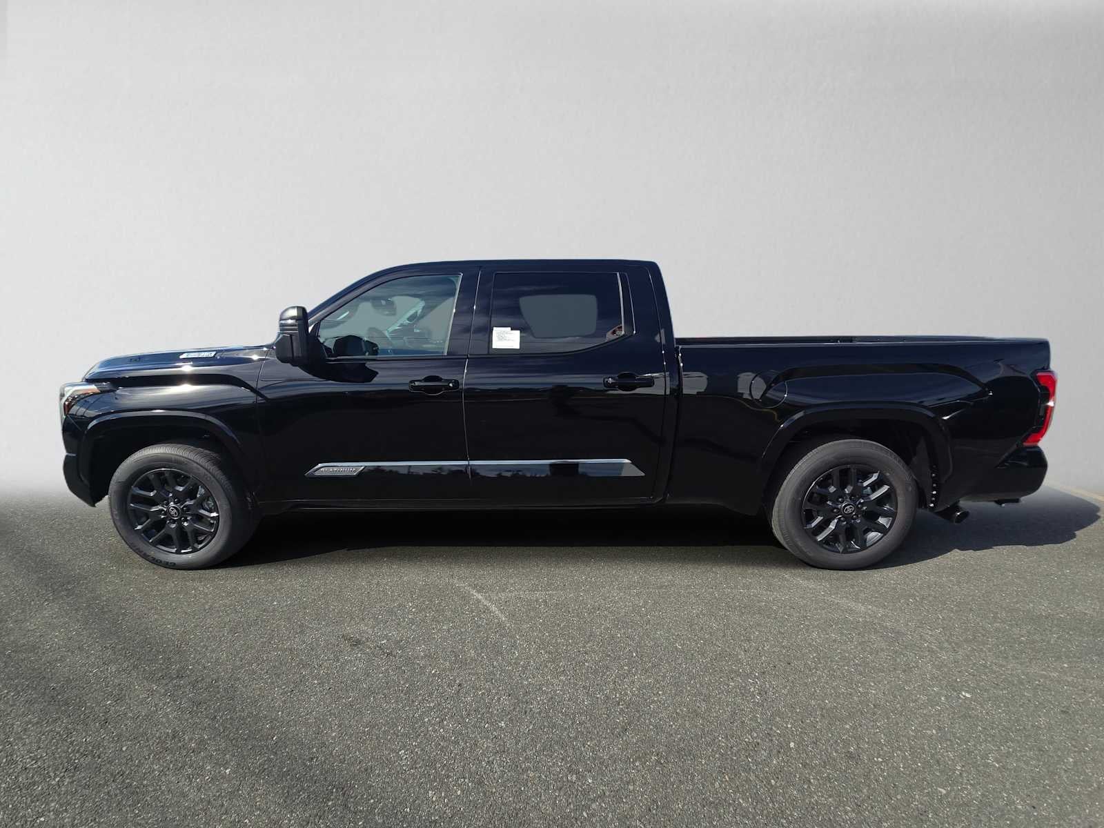 2026 Toyota Tundra i-FORCE MAX Tundra Platinum