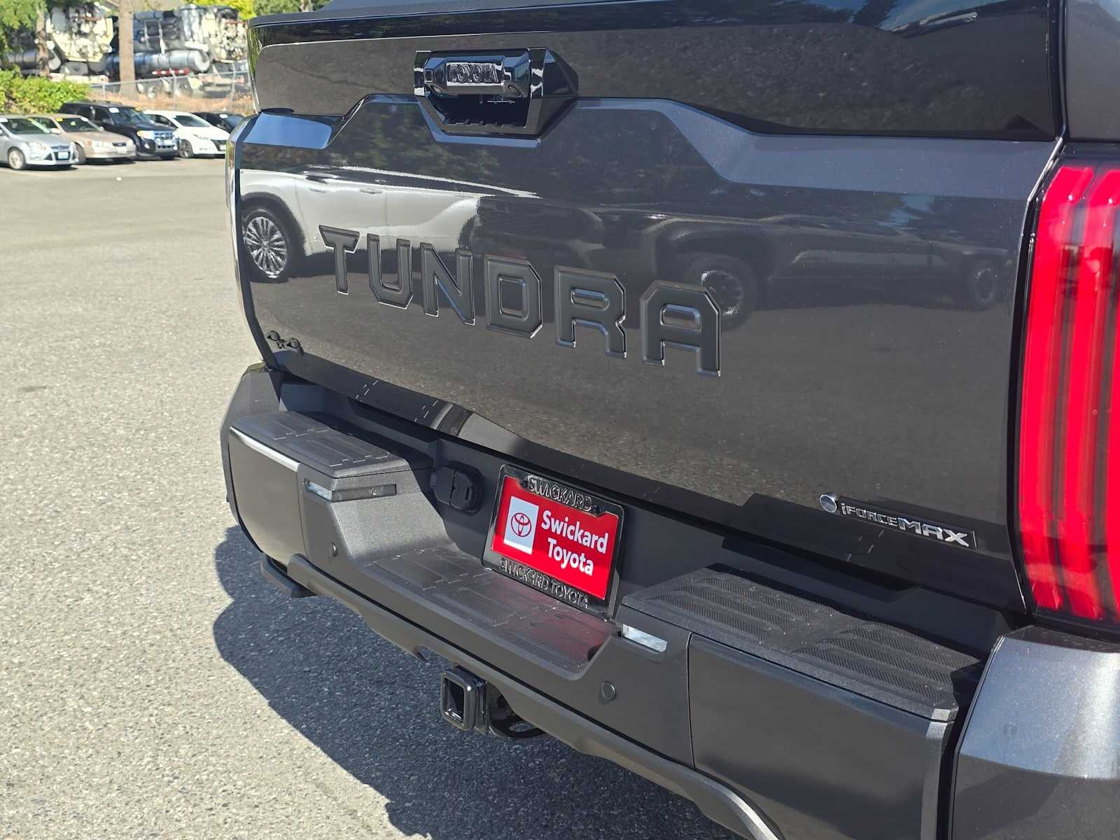 2026 Toyota Tundra i-FORCE MAX Tundra Platinum