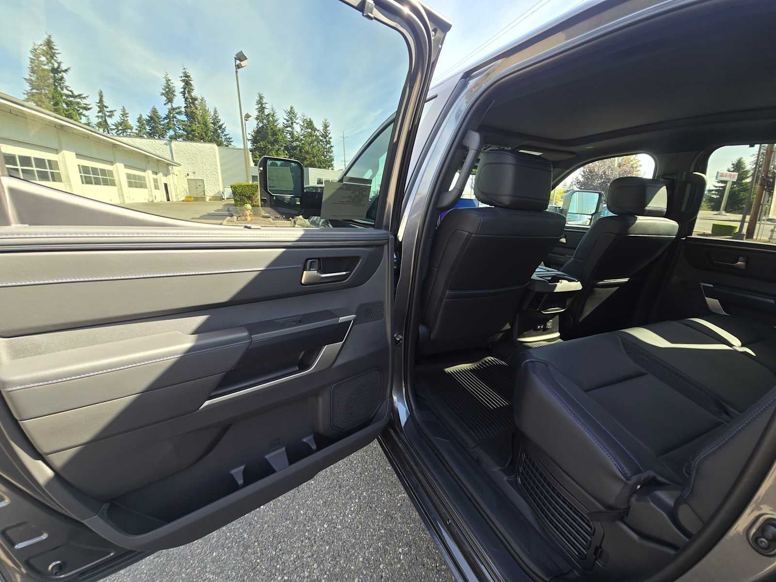 2026 Toyota Tundra i-FORCE MAX Tundra Platinum