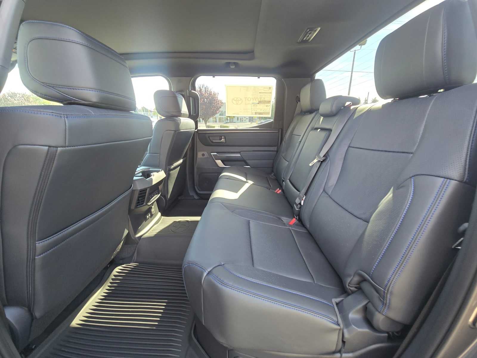 2026 Toyota Tundra i-FORCE MAX Tundra Platinum