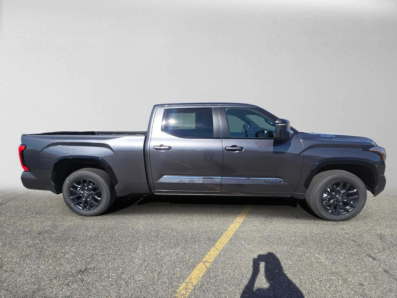 2026 Toyota Tundra i-FORCE MAX Tundra Platinum