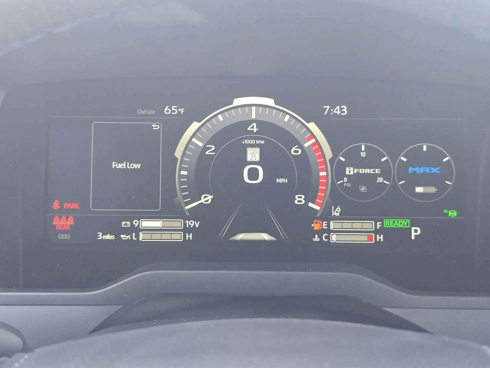 2026 Toyota Tundra i-FORCE MAX Tundra Platinum