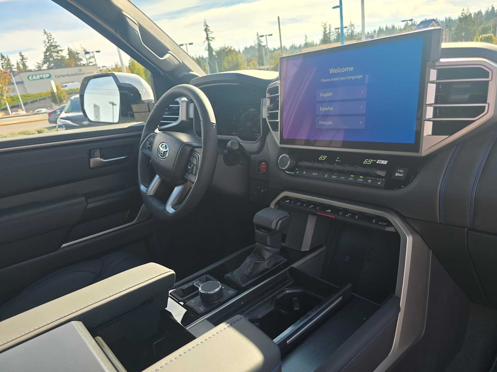2026 Toyota Tundra i-FORCE MAX Tundra Platinum