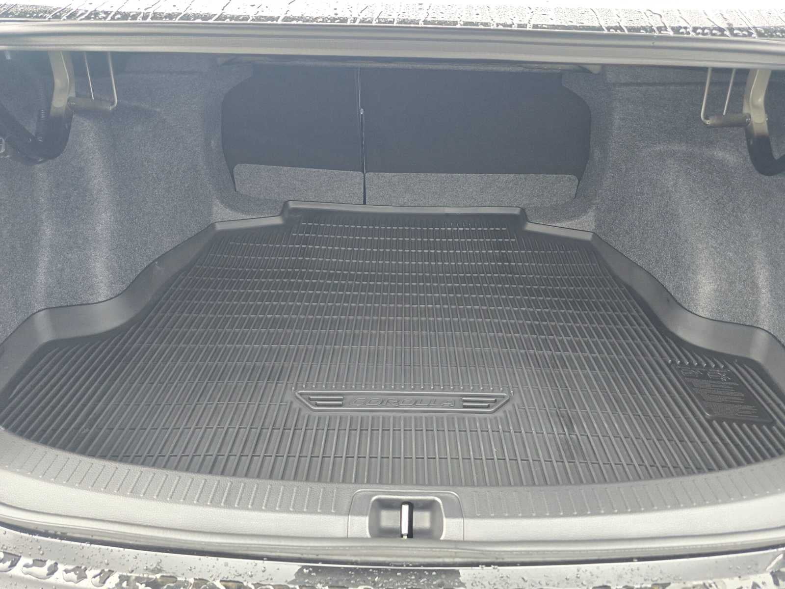 2027 Toyota Corolla SE