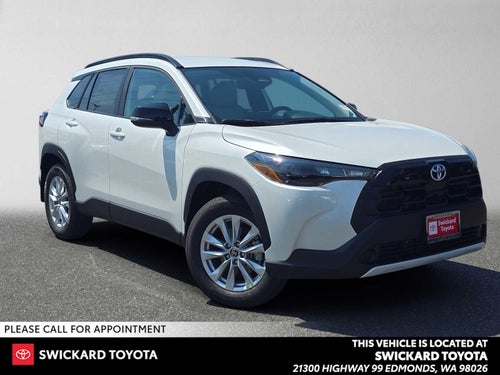2026 Toyota Corolla Cross LE