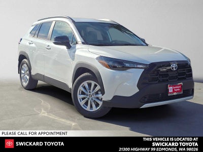 2026 Toyota Corolla Cross LE