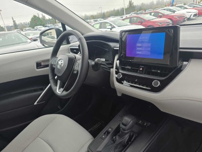 2026 Toyota Corolla Cross LE