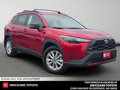 2026 Toyota Corolla Cross LE