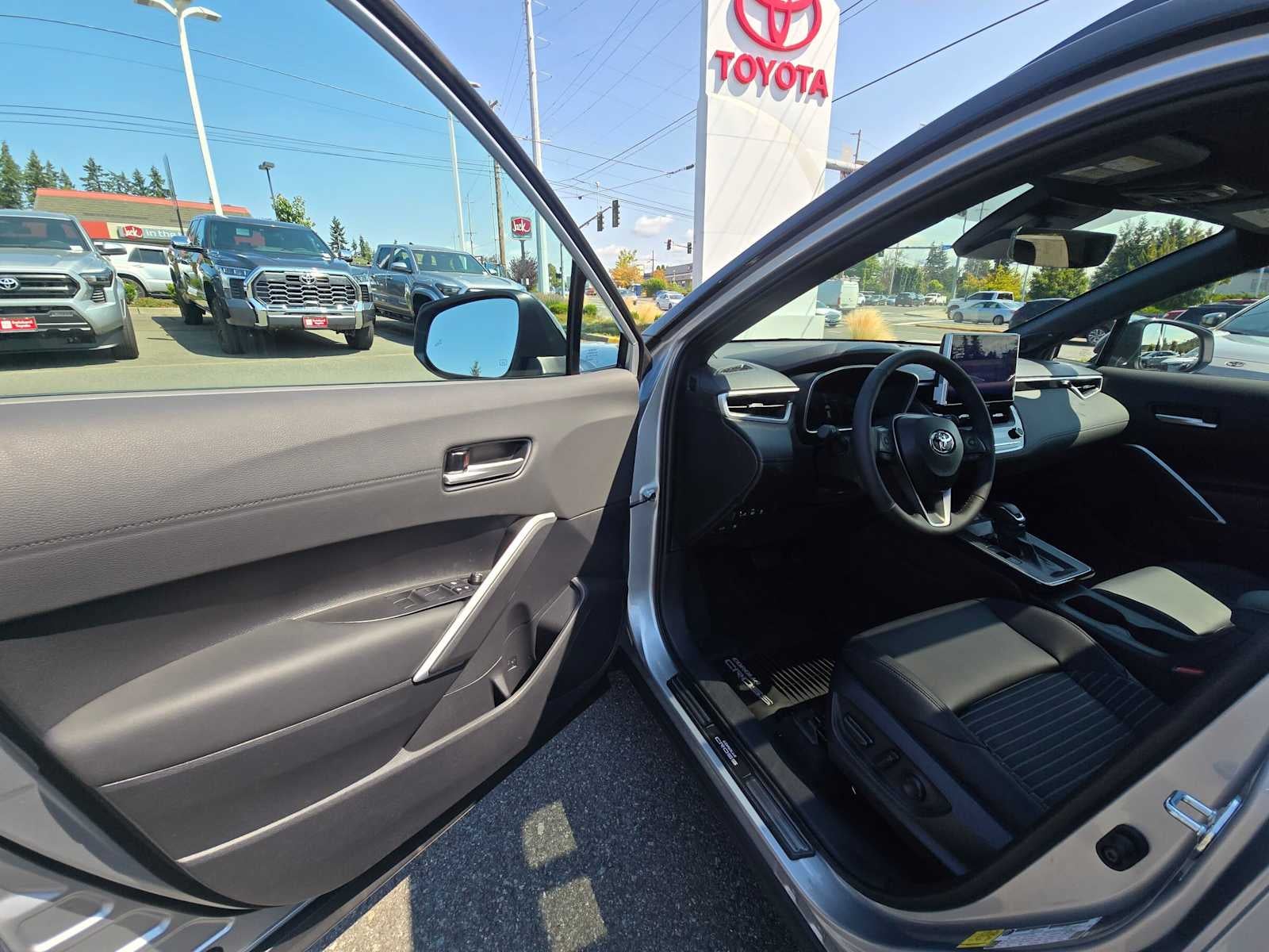 2026 Toyota Corolla Cross Hybrid XSE