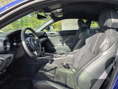 2026 Toyota GR86 Premium AT