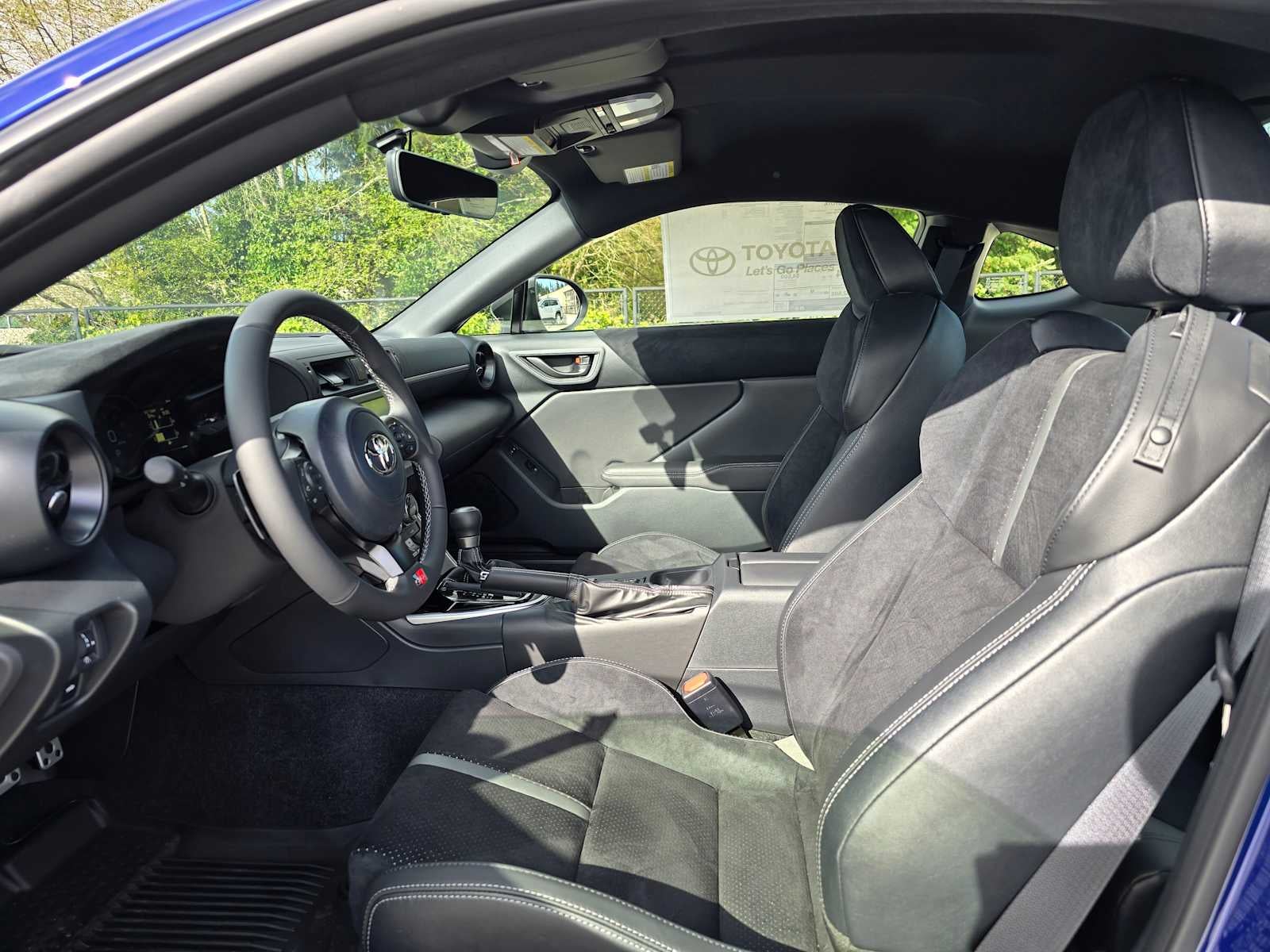 2026 Toyota GR86 Premium AT