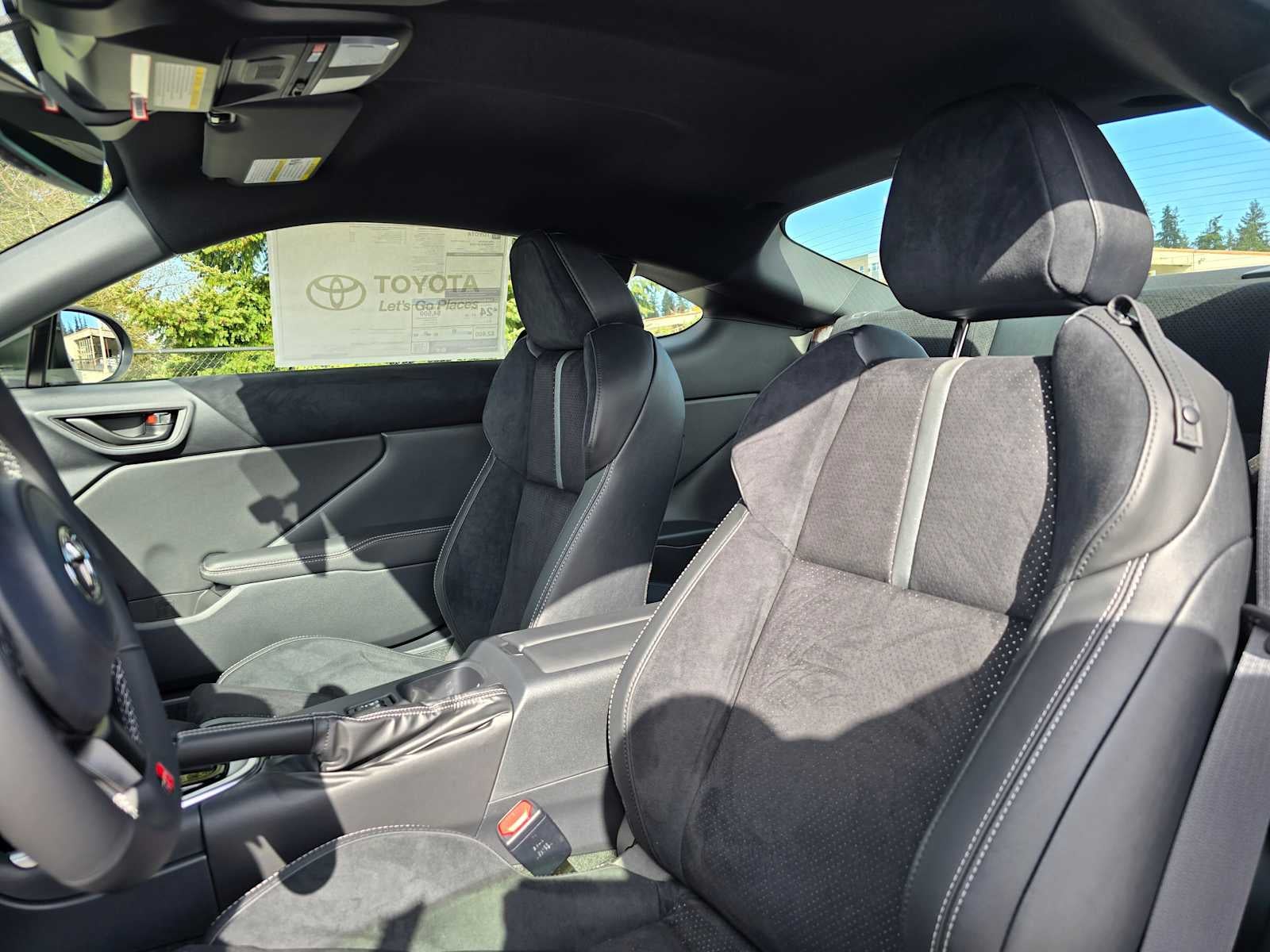 2026 Toyota GR86 Premium AT