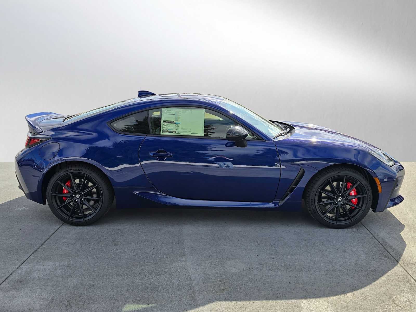 2026 Toyota GR86 Premium AT