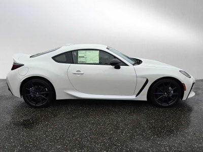 2026 Toyota GR86 Premium MT