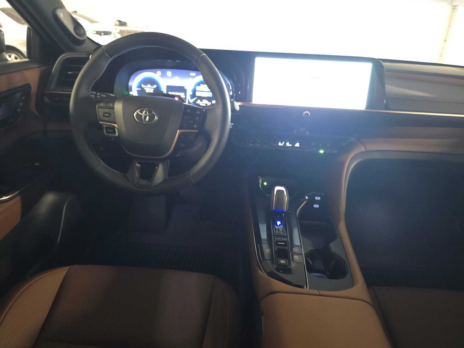2026 Toyota Toyota Crown Signia Limited
