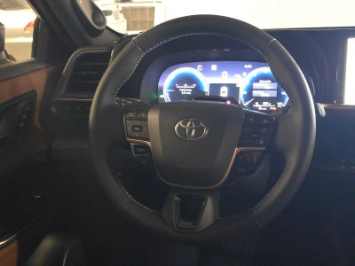 2026 Toyota Toyota Crown Signia Limited