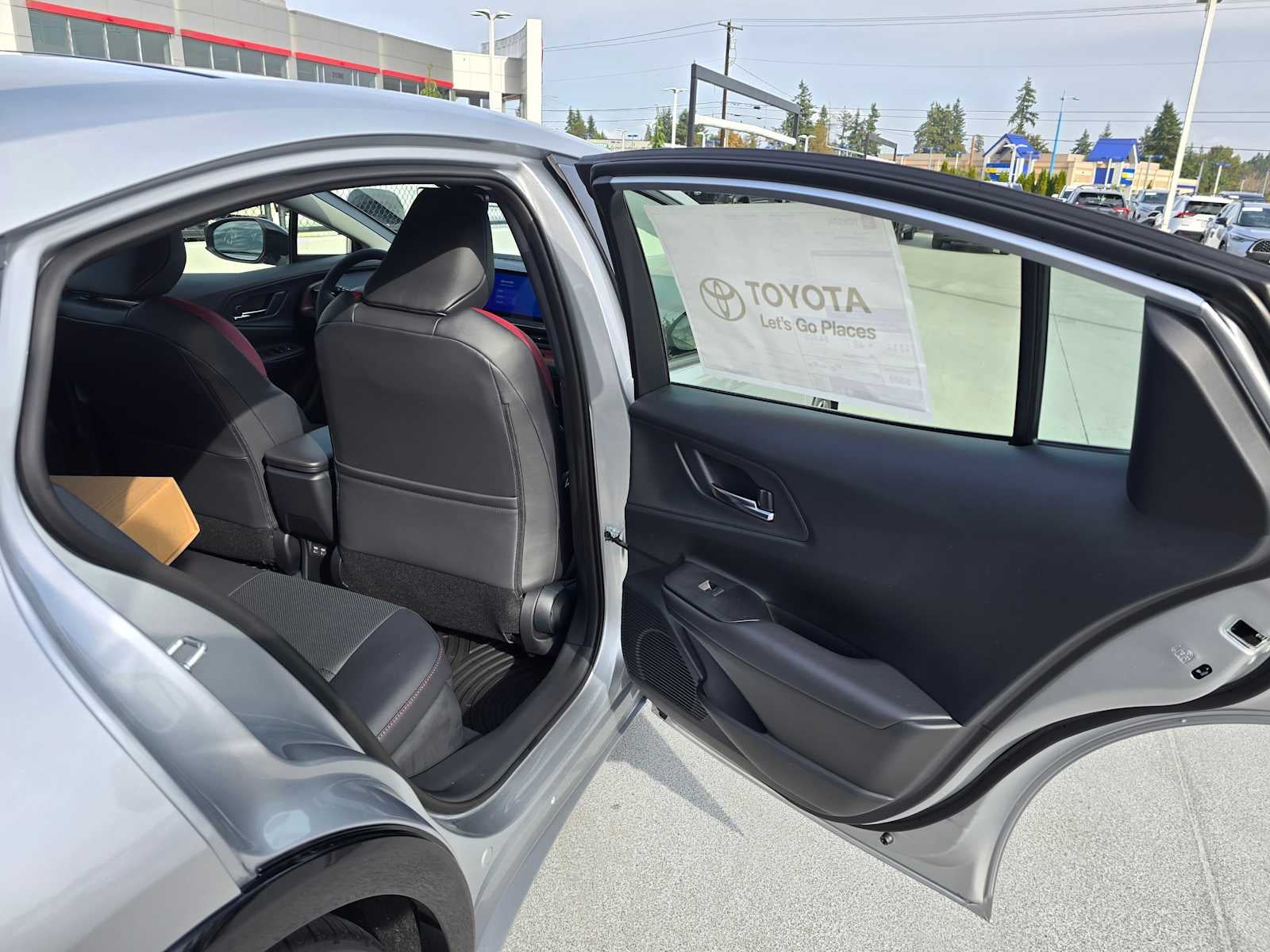 2026 Toyota Prius Plug-in Hybrid XSE