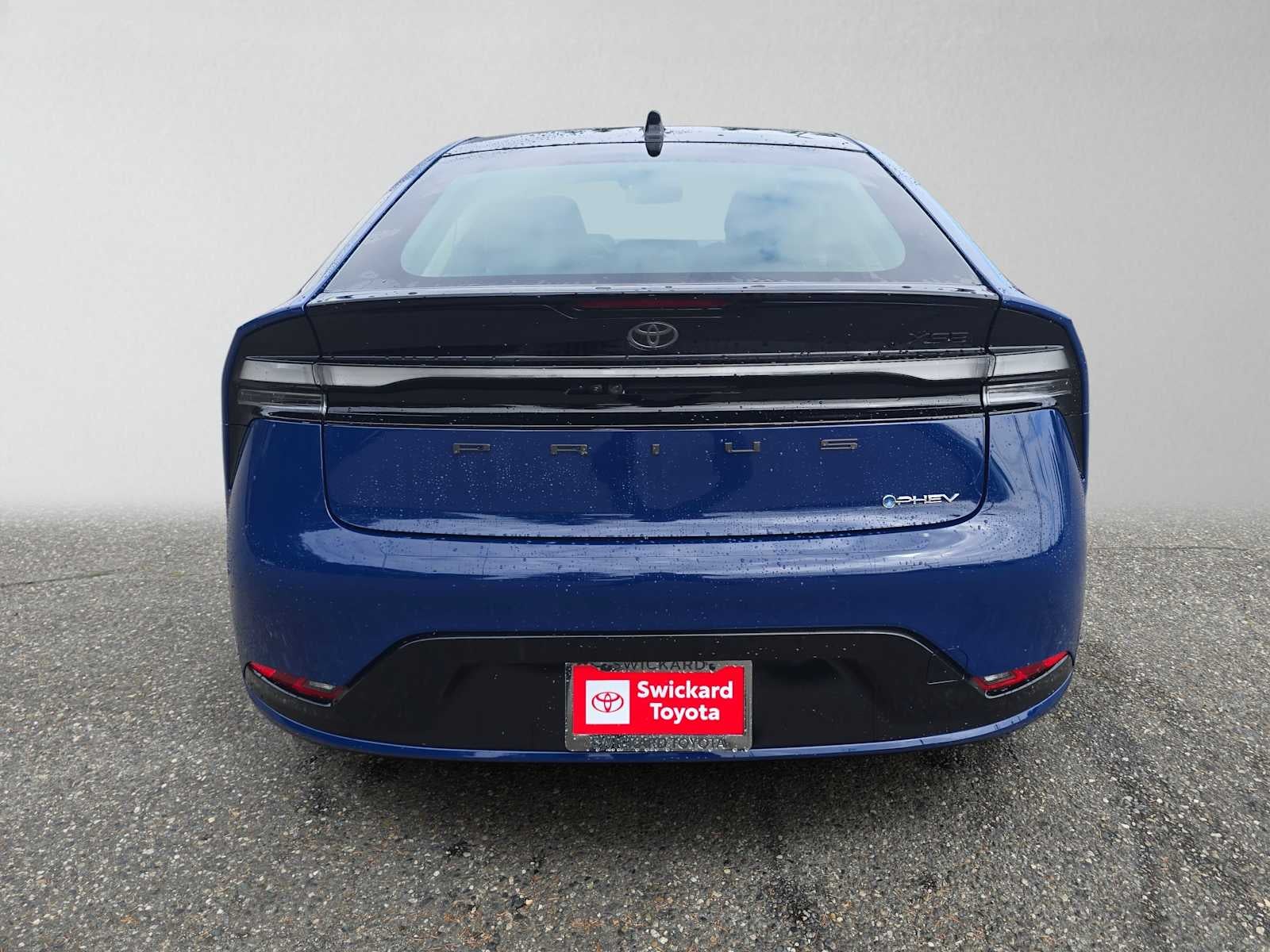 2027 Toyota Prius Plug-in Hybrid XSE Premium