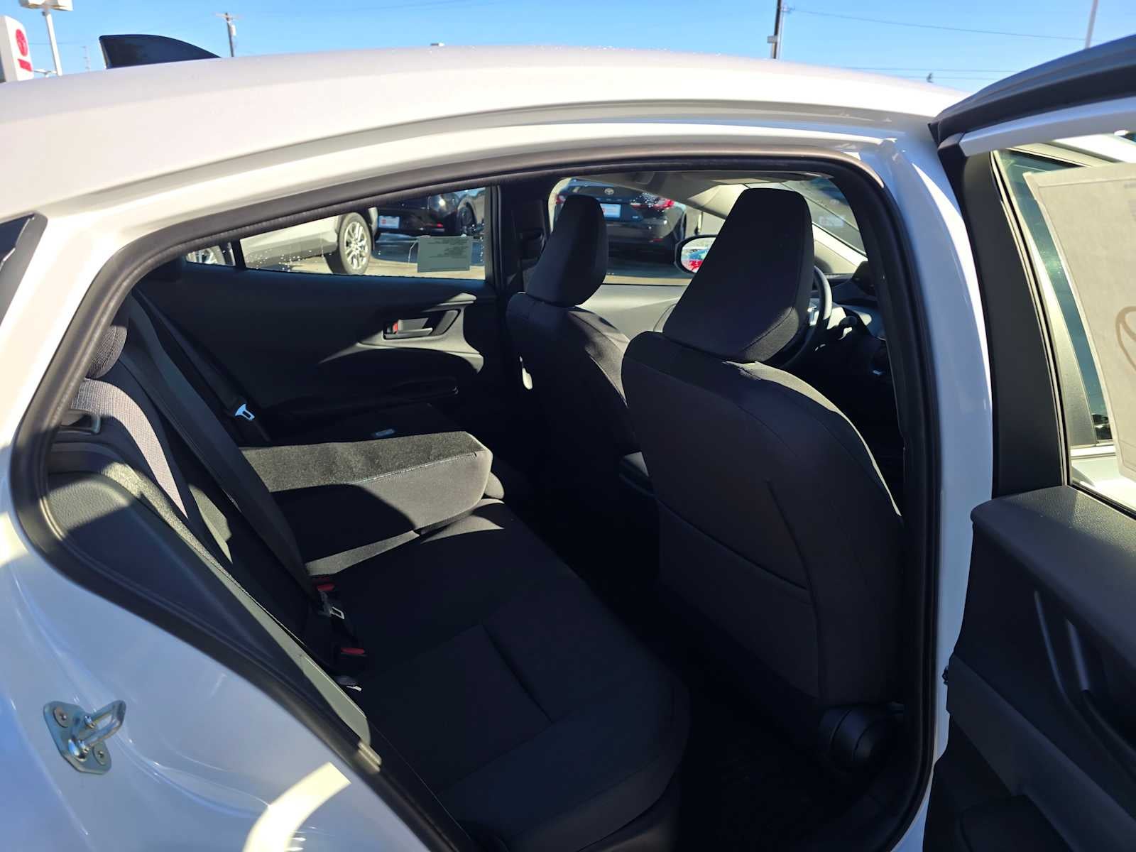 2026 Toyota Prius LE AWD