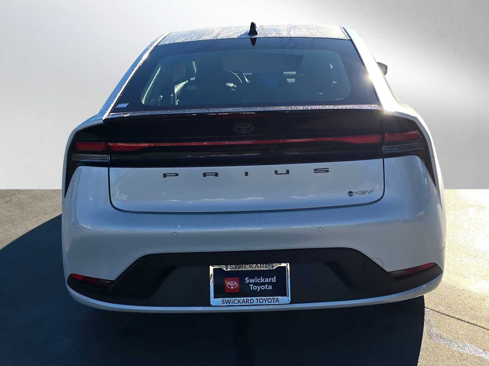 2026 Toyota Prius LE AWD