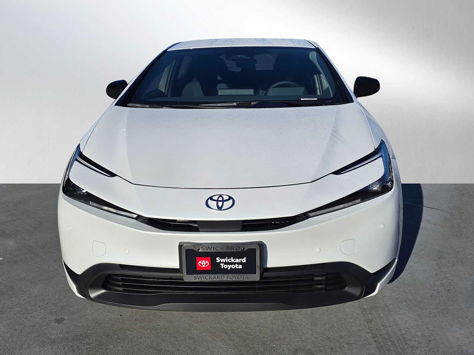 2026 Toyota Prius LE AWD