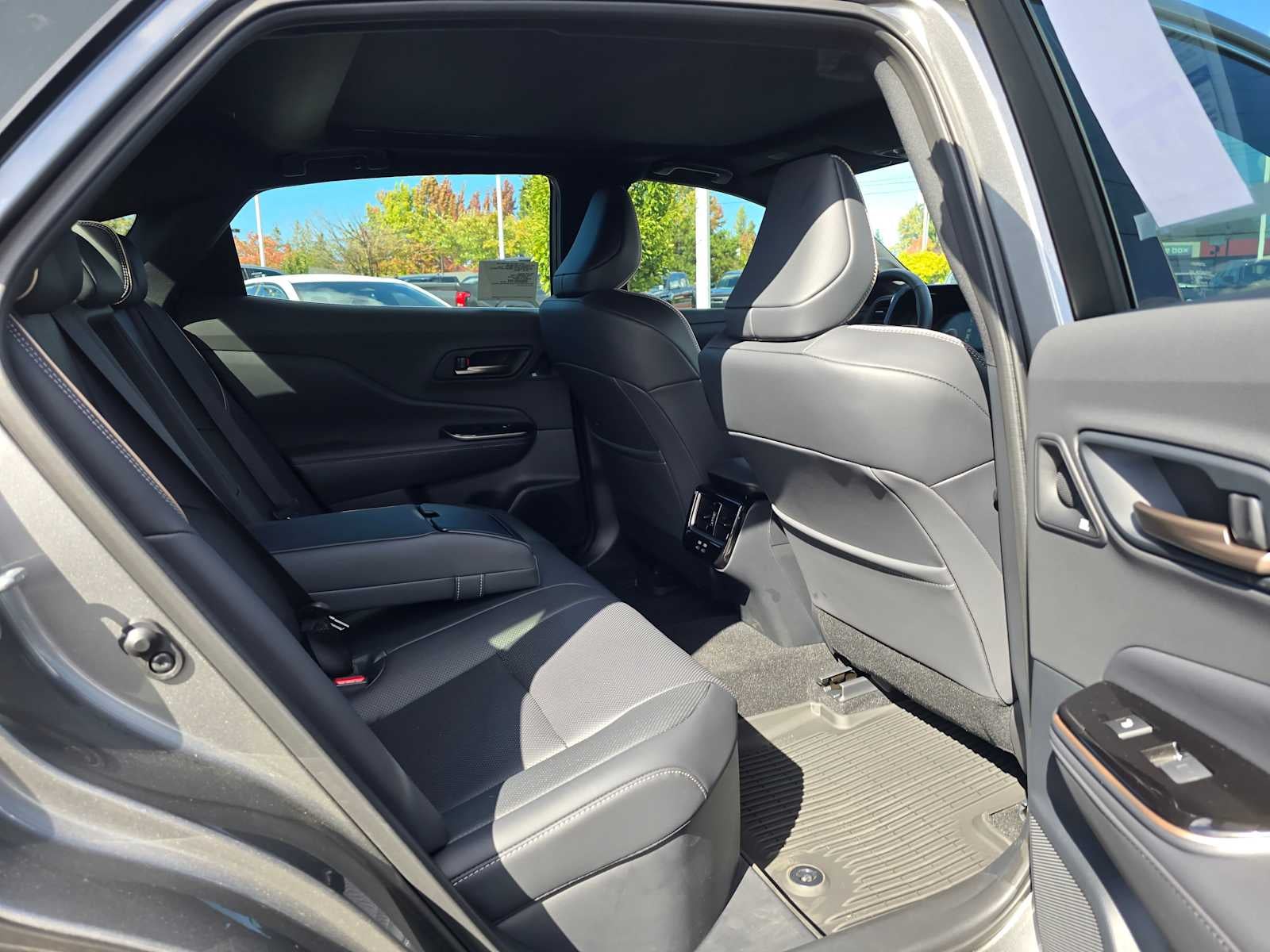 2025 Toyota Toyota Crown Platinum