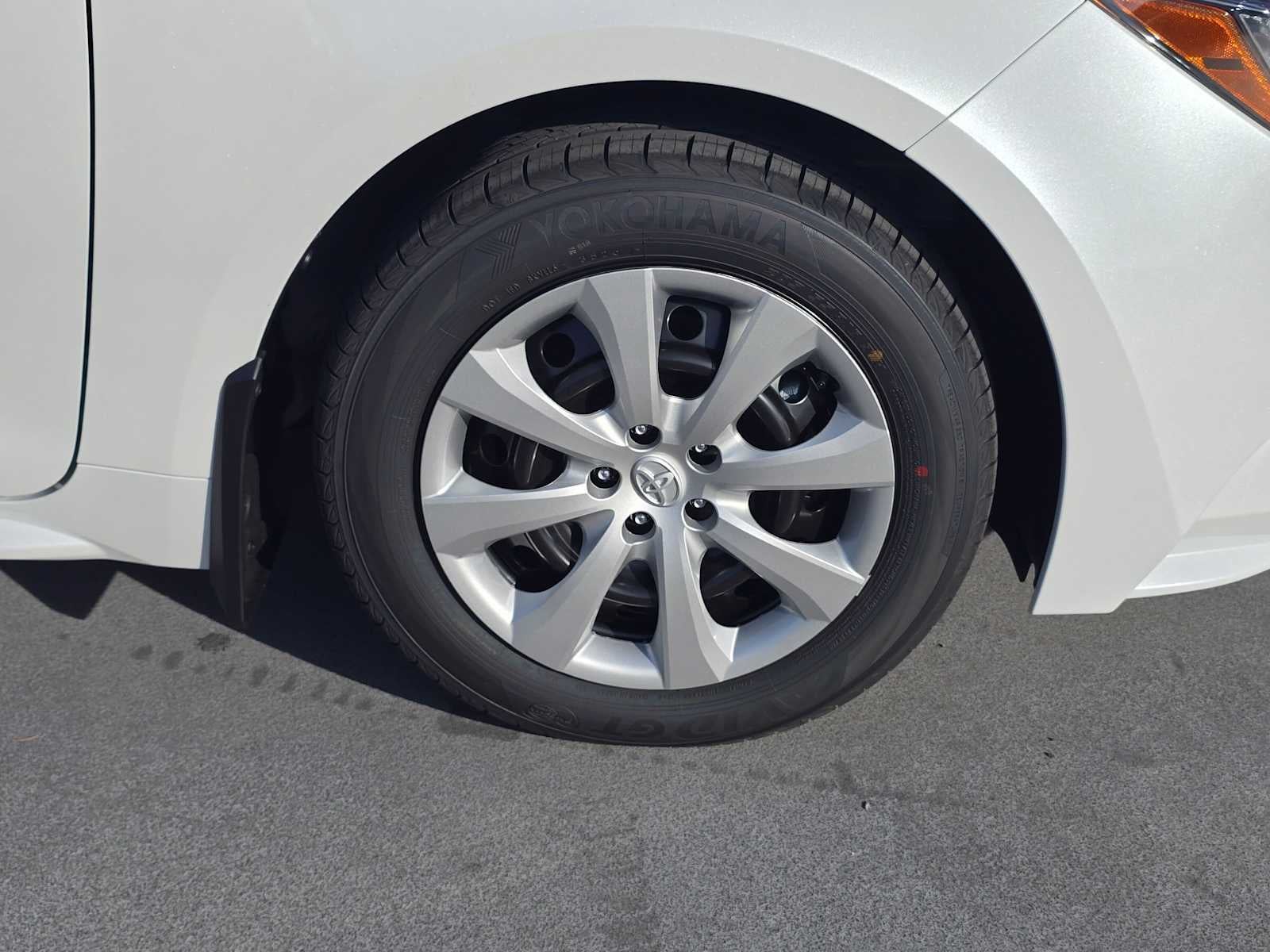 2027 Toyota Corolla LE