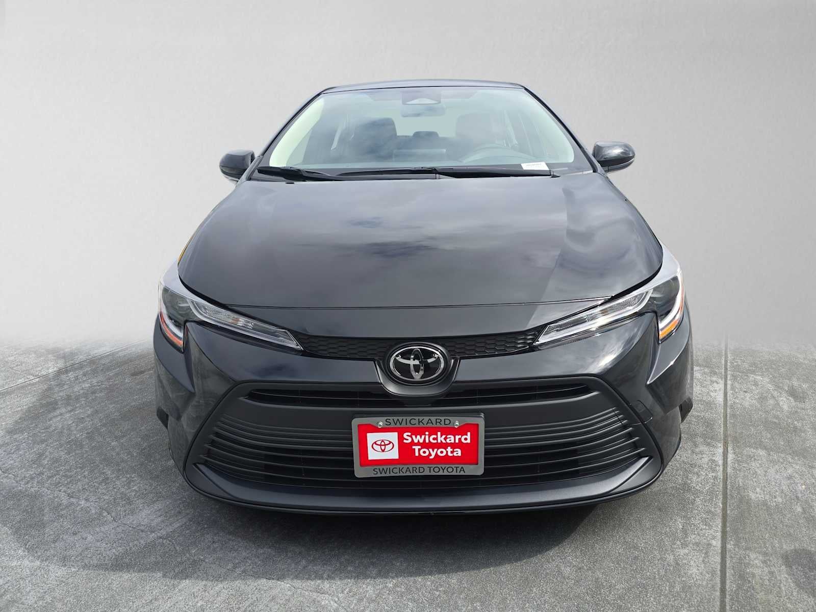 2027 Toyota Corolla LE