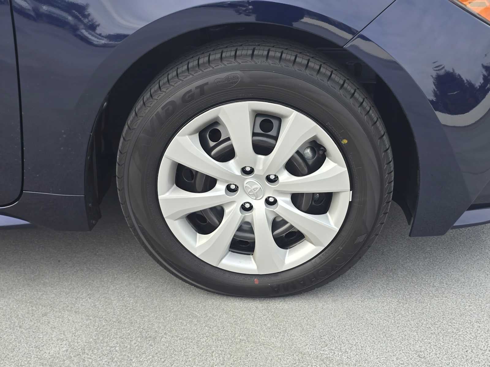 2027 Toyota Corolla LE