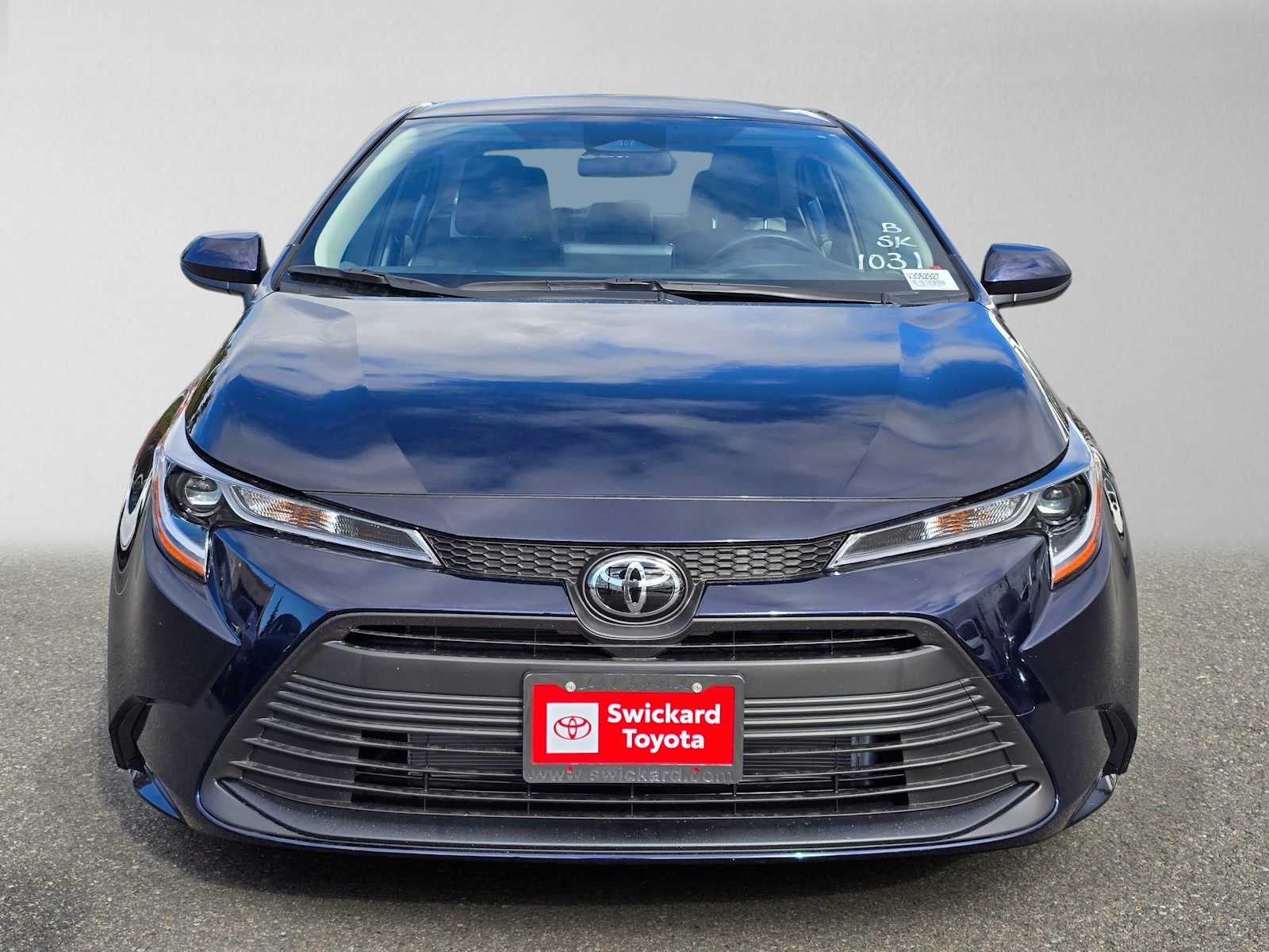2027 Toyota Corolla LE