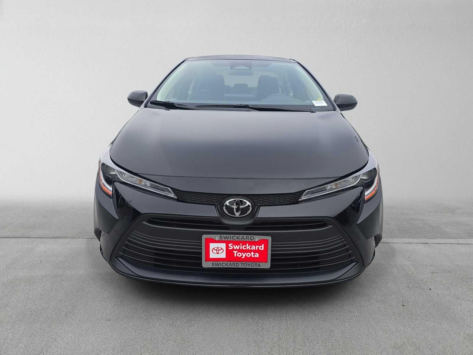 2027 Toyota Corolla LE