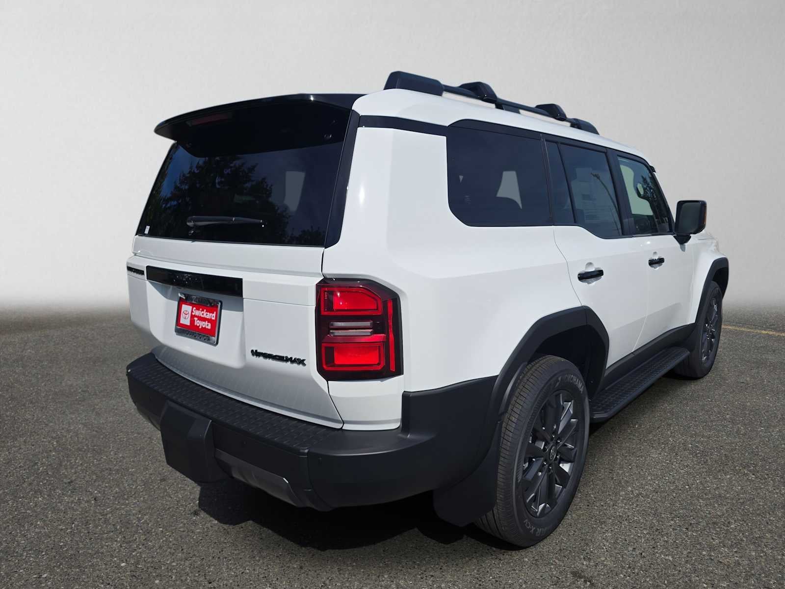 2027 Toyota Land Cruiser Base