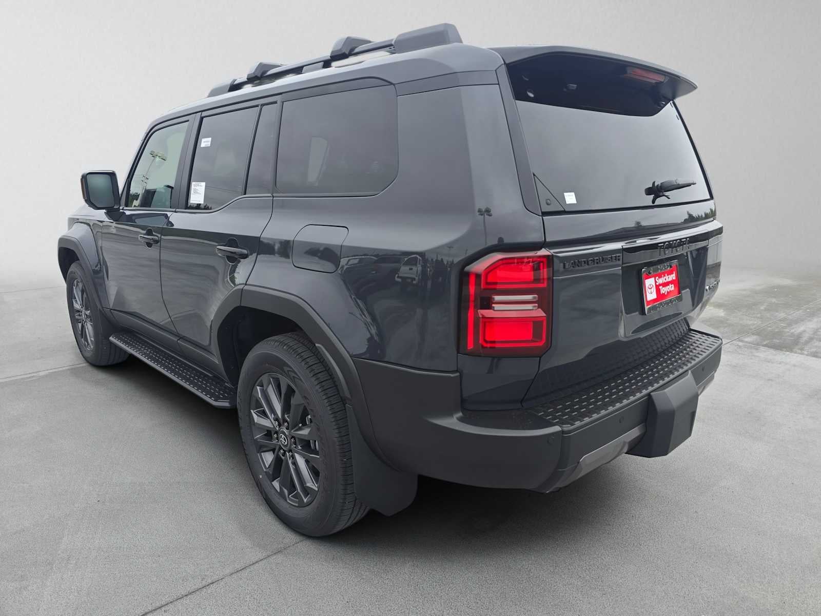 2027 Toyota Land Cruiser Base