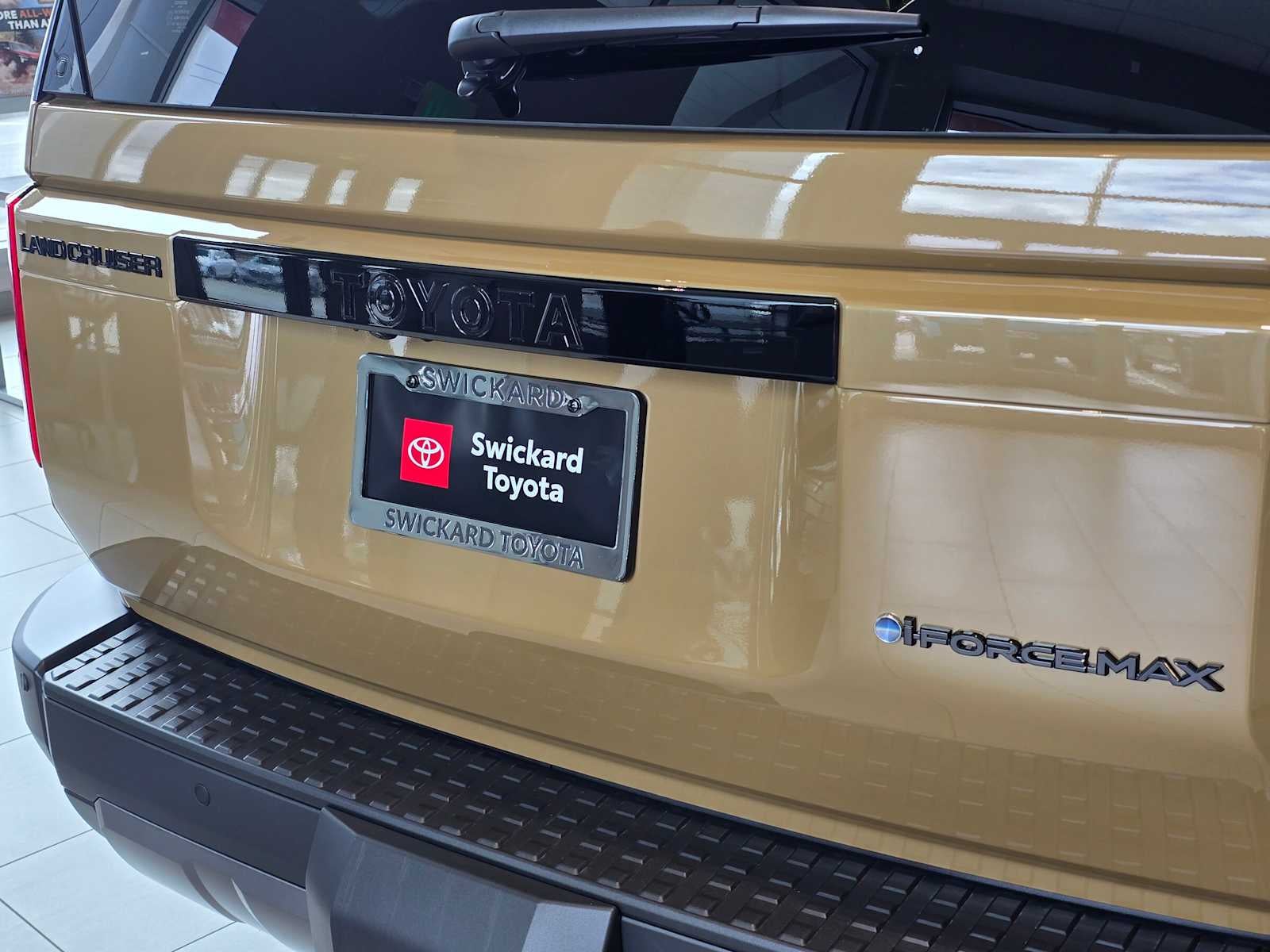 2026 Toyota Land Cruiser Base