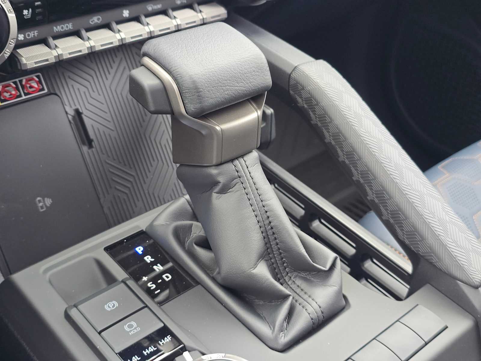2026 Toyota 4Runner i-FORCE MAX 4Runner Platinum