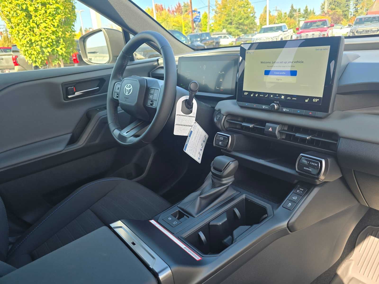 2026 Toyota RAV4 SE