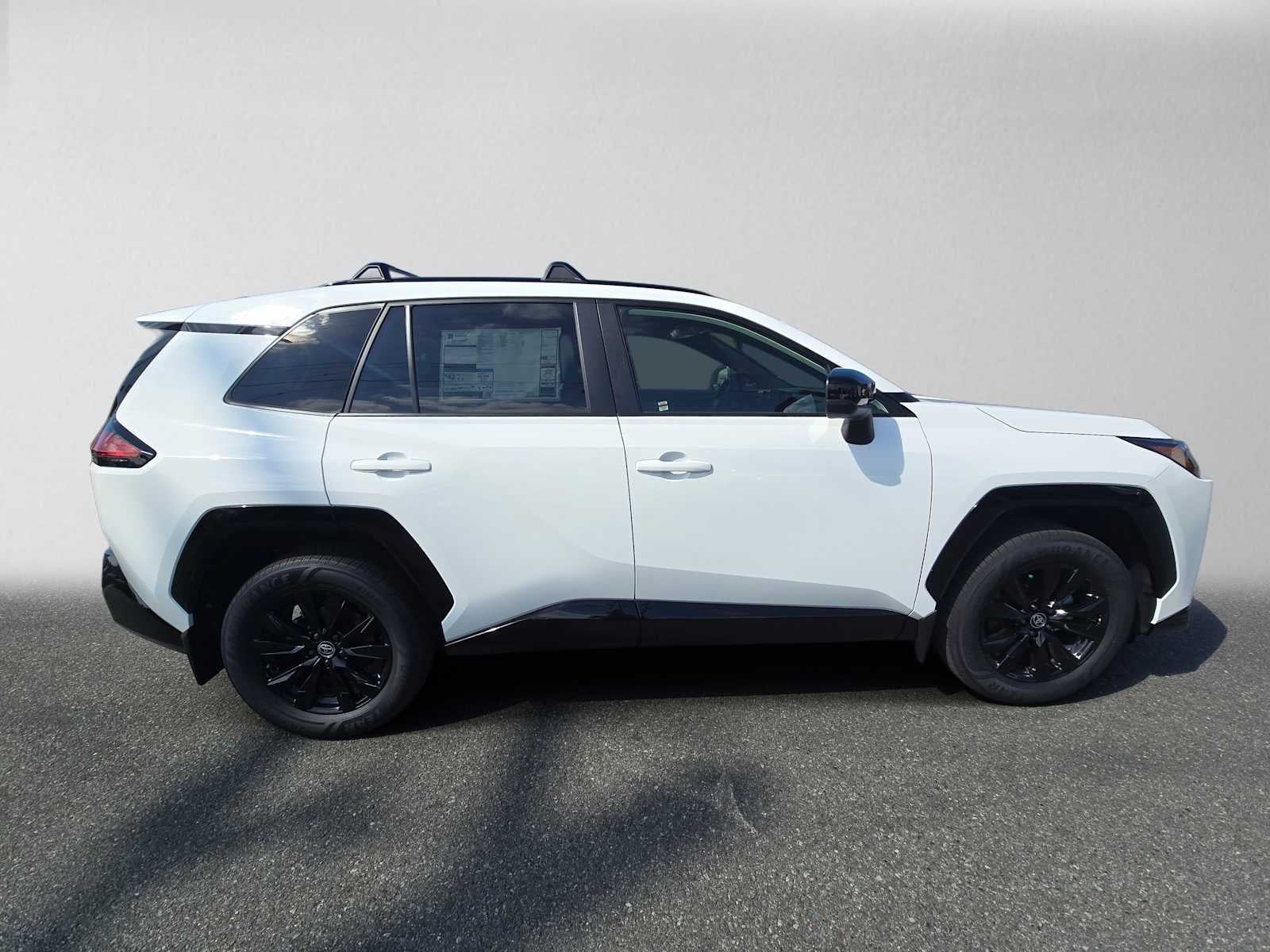 2026 Toyota RAV4 SE