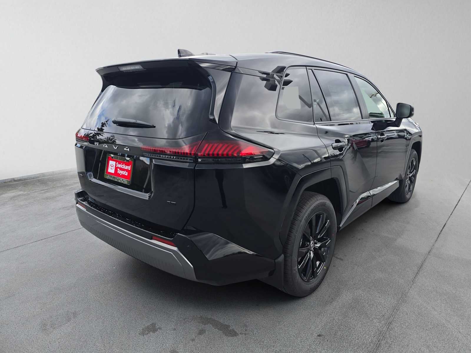 2026 Toyota RAV4 SE