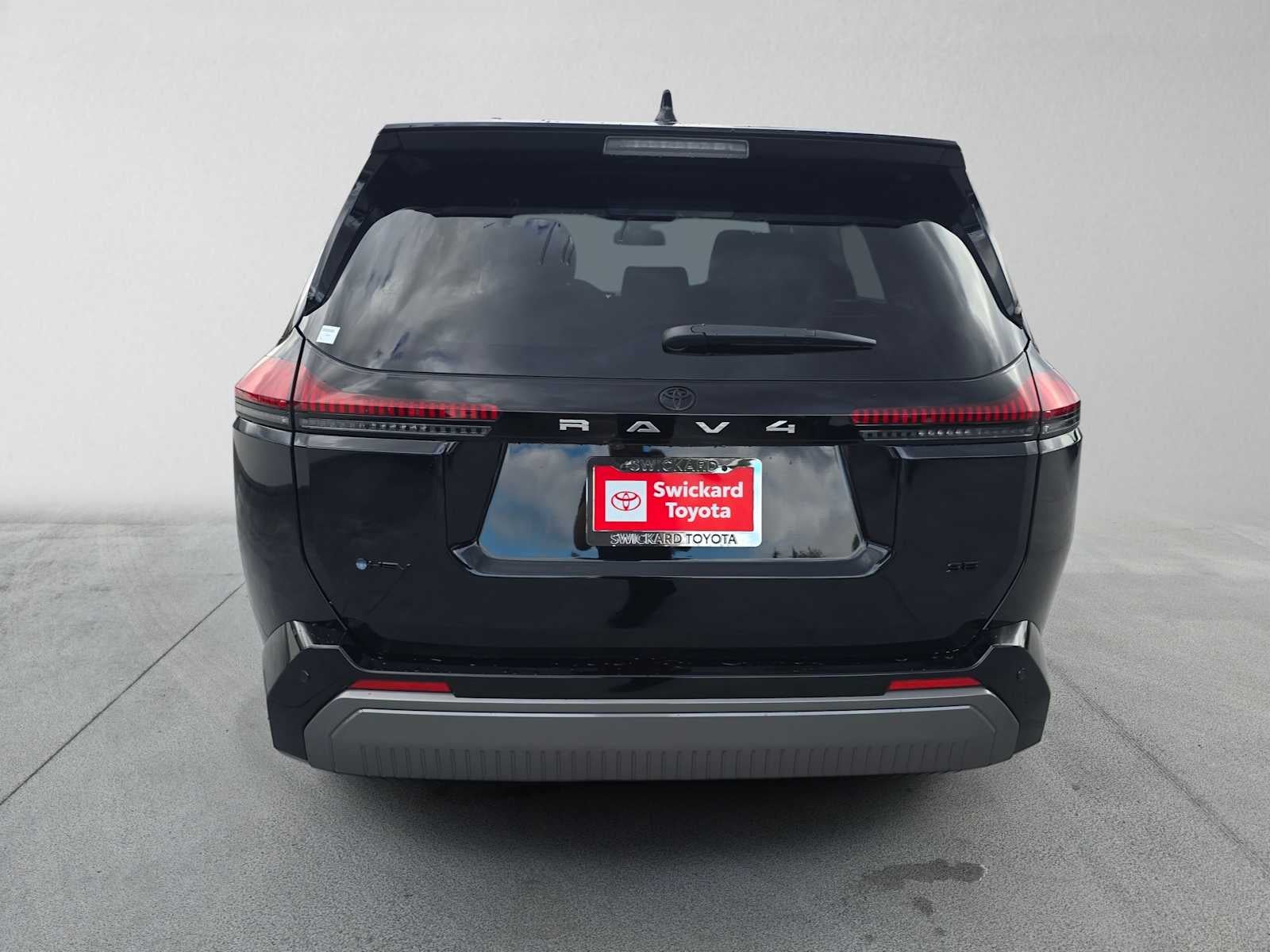 2026 Toyota RAV4 SE