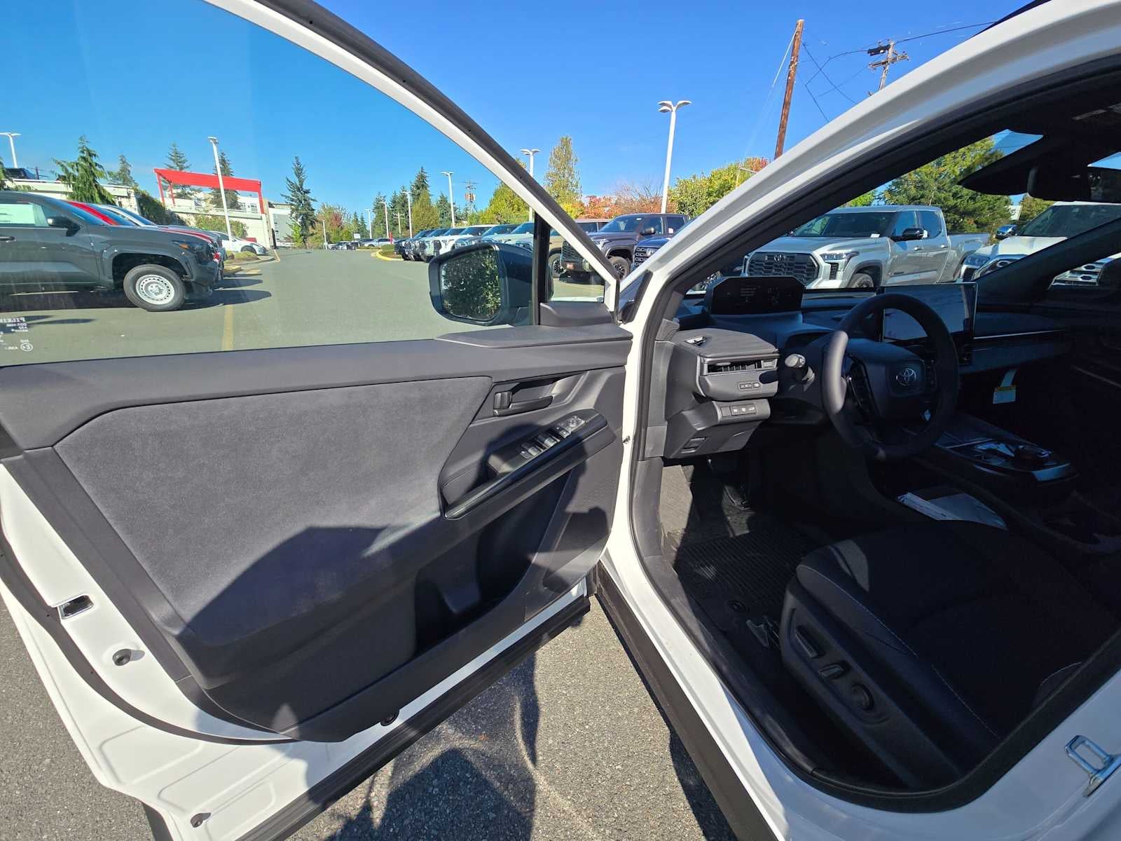 2026 Toyota C-HR SE