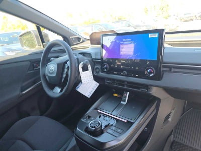 2026 Toyota C-HR XSE
