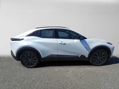 2026 Toyota C-HR XSE