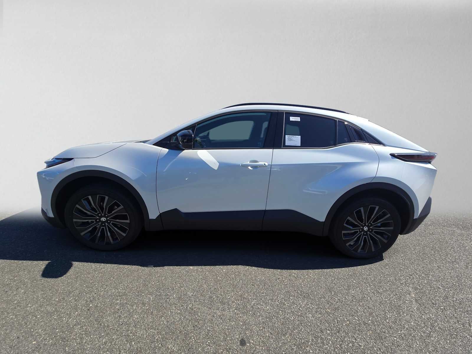 2026 Toyota C-HR XSE