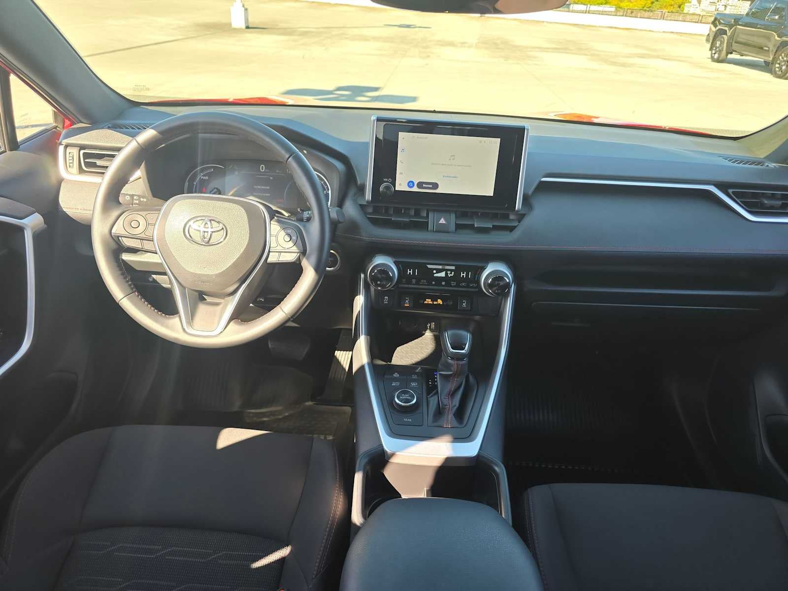 2025 Toyota RAV4 Plug-in Hybrid SE