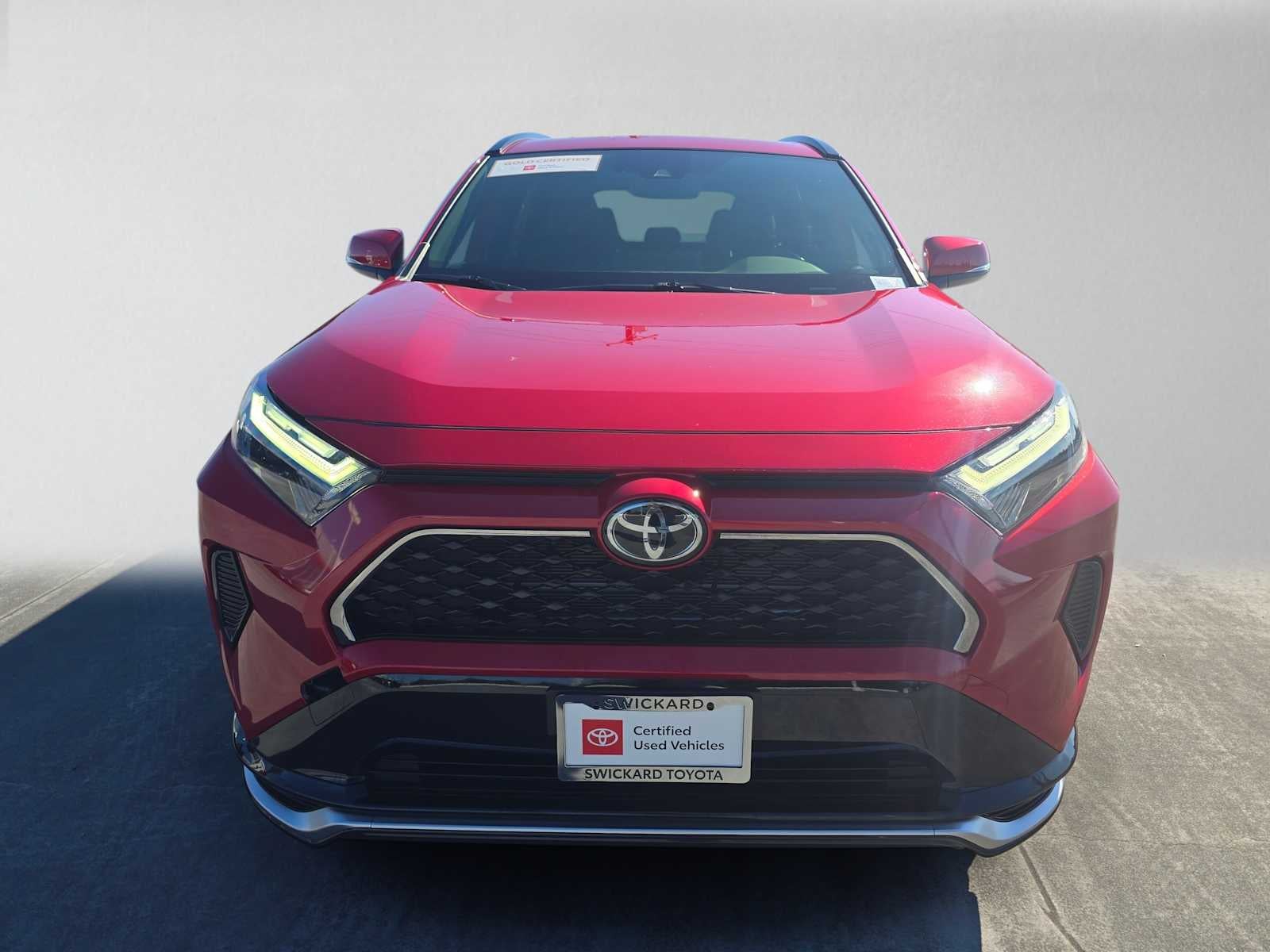 2025 Toyota RAV4 Plug-in Hybrid SE